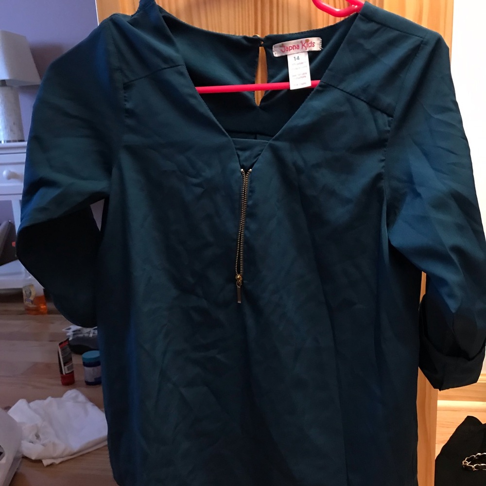 Long blue dressy shirt